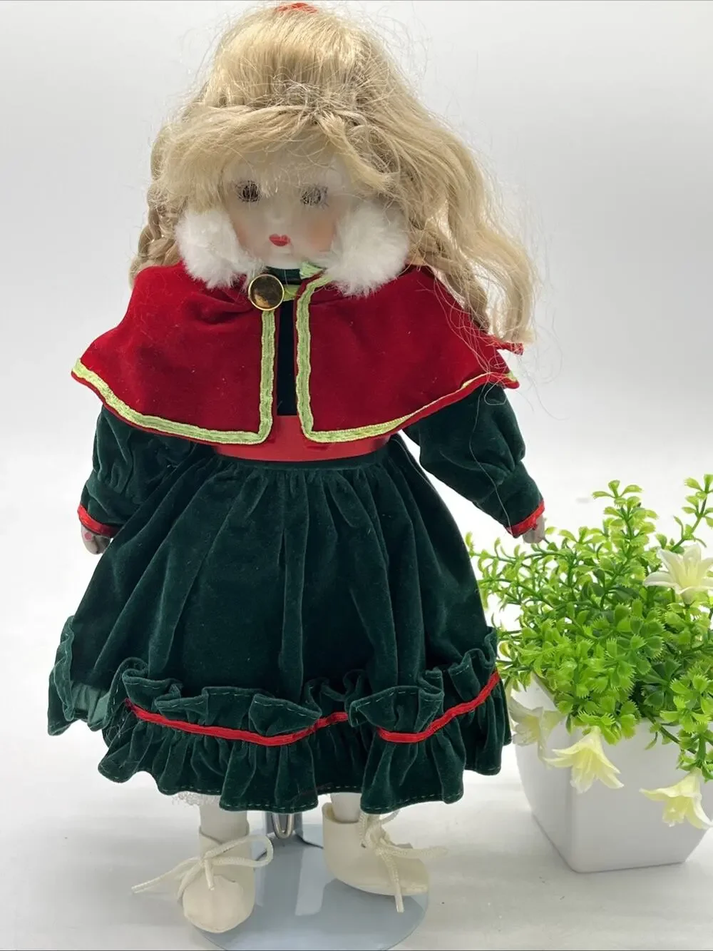 Vintage Porcelain Christmas Doll – Green Dress, Red Cape, Holiday Décor (Blonde)